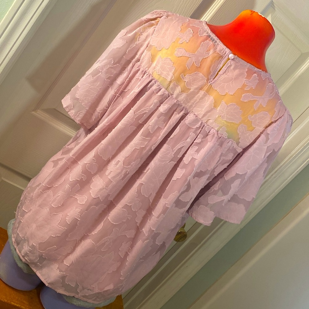 TRACIES Floral Pink Lace Blouse - Picture 8 of 14